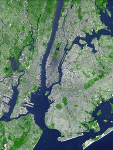 Imagen satelital en falso color de la zona metropolitana de Nueva York.