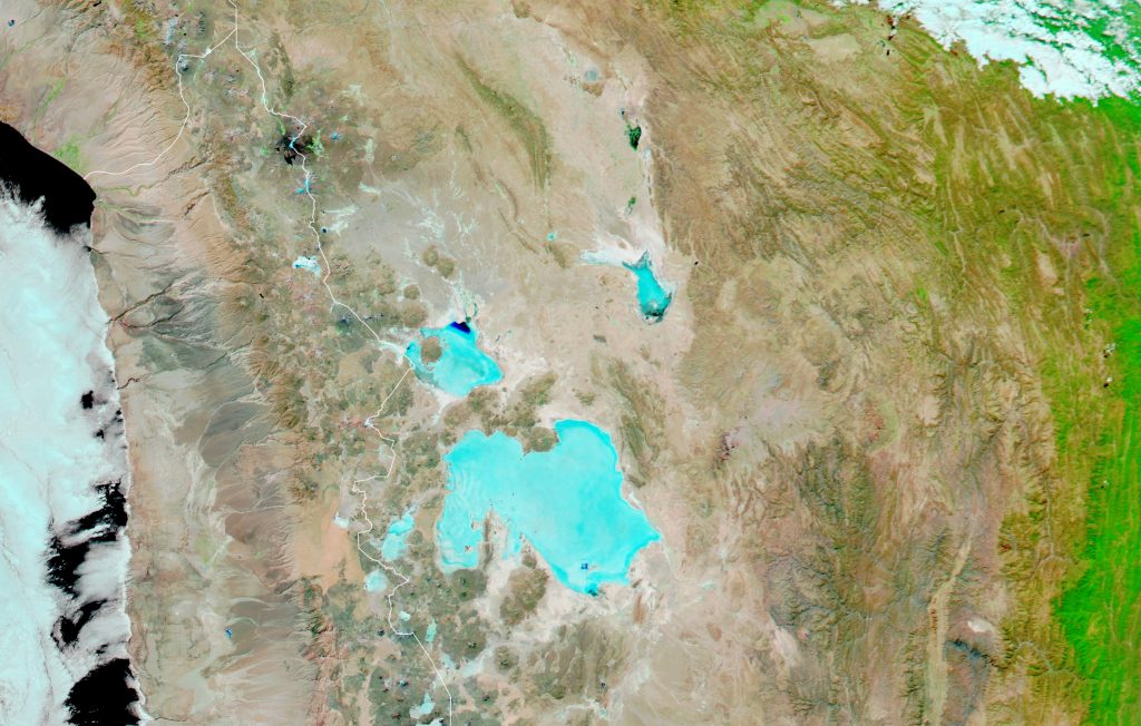 Imagen satelital del salar de Uyuni en Bolivia diciembre de 2021.