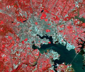 Imagen de Baltimore tomada por el Radi&oacute;metro Avanzado de Emisi&oacute;n y Reflexi&oacute;n T&eacute;rmica Espacial (ASTER, por sus siglas en ingl&eacute;s), el 4 de abril de 2000.