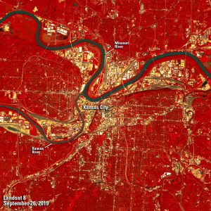 Imagen infrarroja del centro de Kansas City, con correcci&oacute;n de color, creada a partir de datos del sat&eacute;lite Landsat 8.