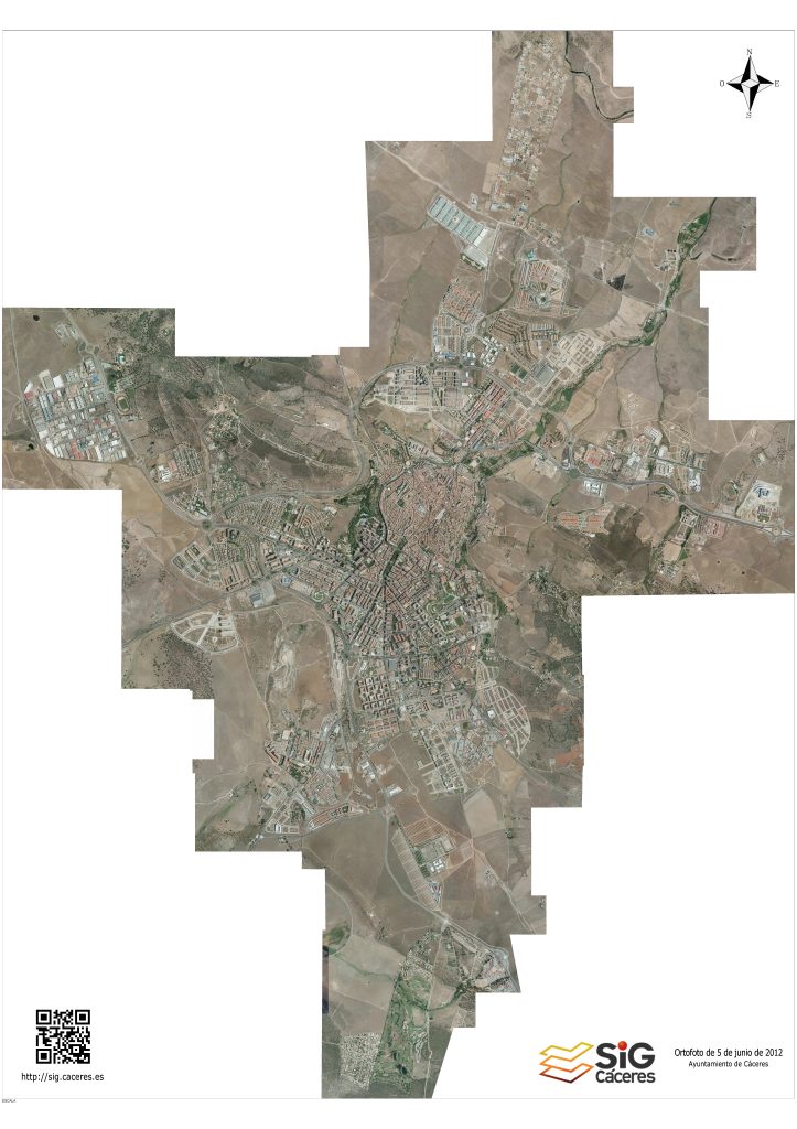 Ortofoto de la ciudad de Cáceres de 2012.